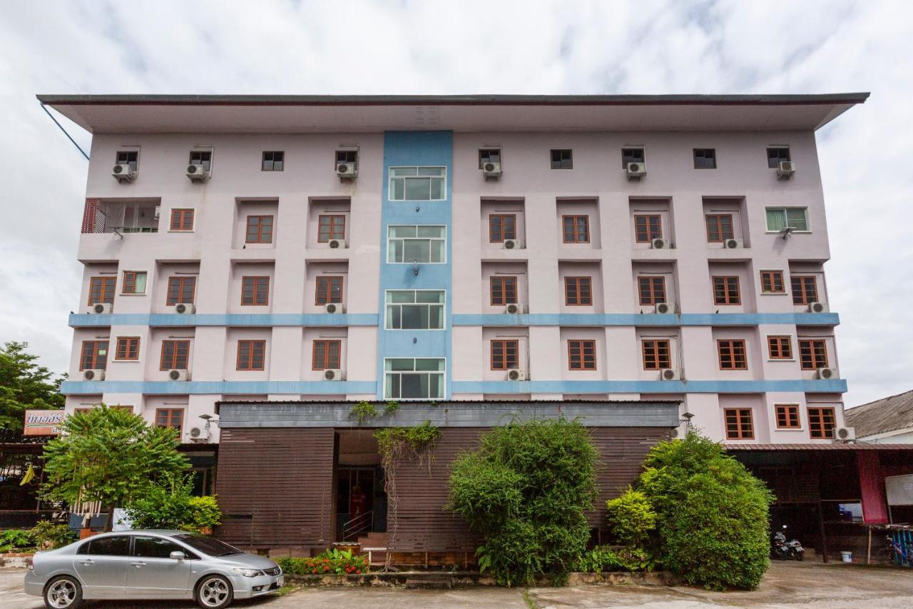 Oyo 75356 Thipsiri Lodge Chiang Mai Exterior photo