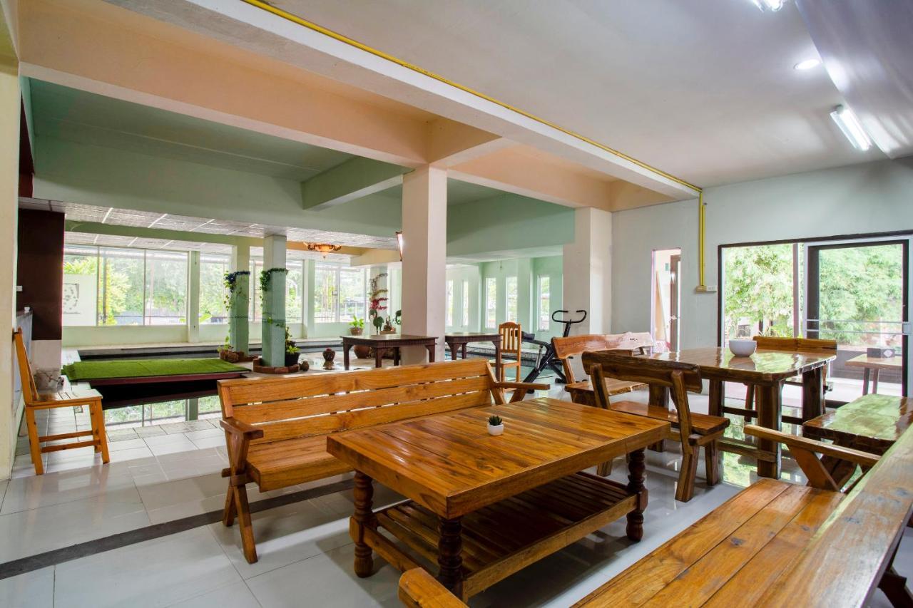 Oyo 75356 Thipsiri Lodge Chiang Mai Exterior photo