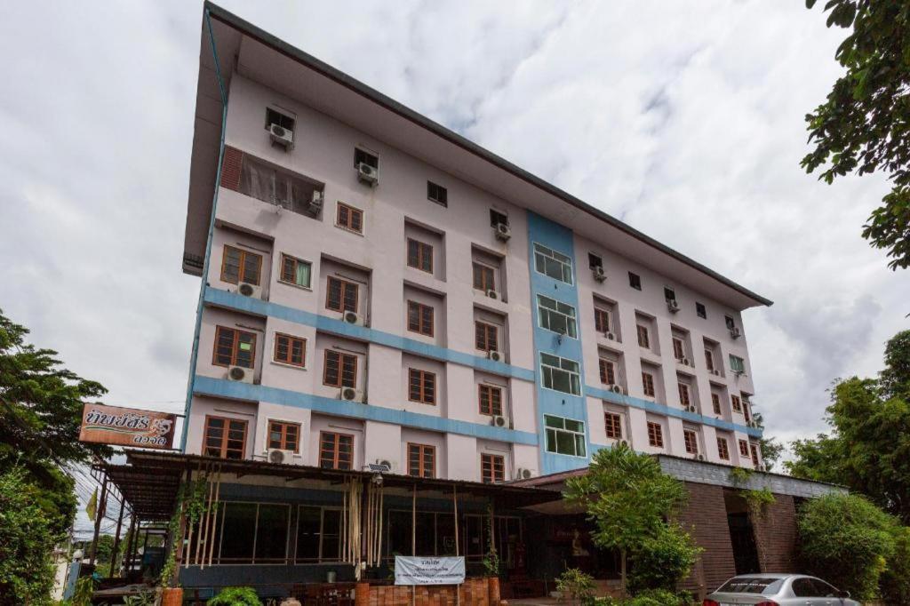 Oyo 75356 Thipsiri Lodge Chiang Mai Exterior photo